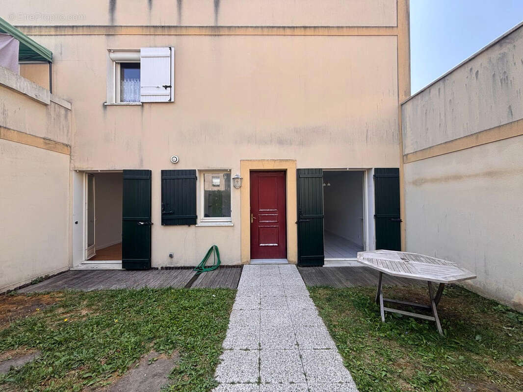 FOSSES   Appartement 2 pièces avec jardin et garage privatif - photo 7