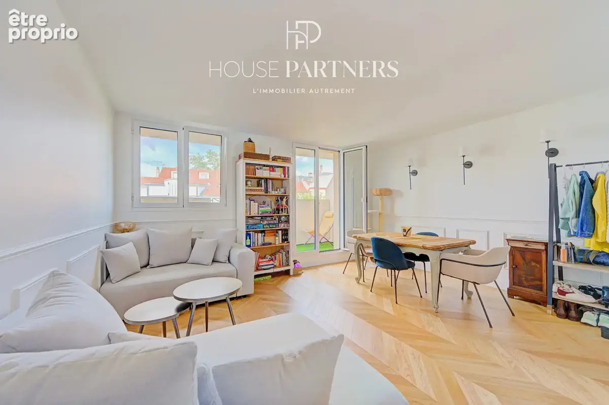 Triplex a vendre - centre ville - photo 1