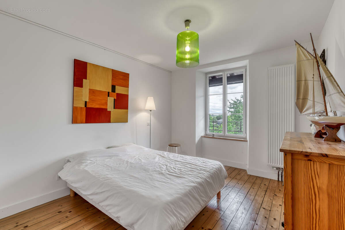 Maison à DIVONNE-LES-BAINS