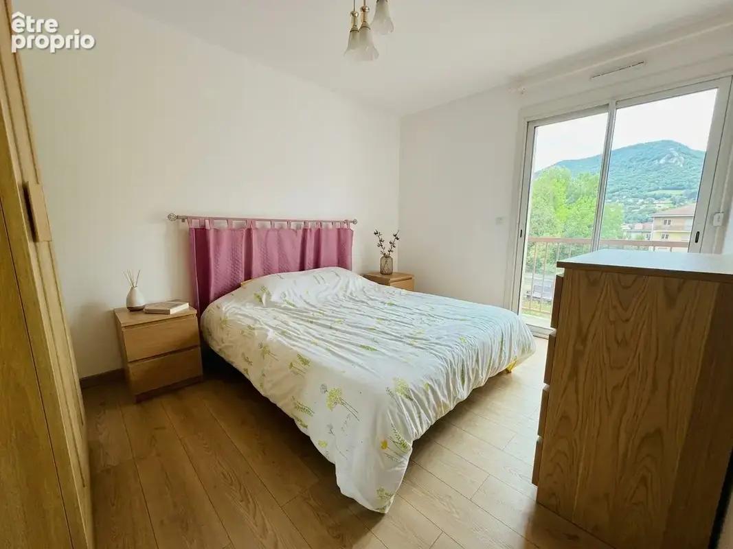 Toulon Est / Serinette, résidence de standing Grand T4 traversant, lumineux, - photo 6