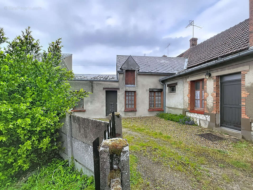 Maison  de ville  120 m² à Clery-S aint- Andre - photo 4
