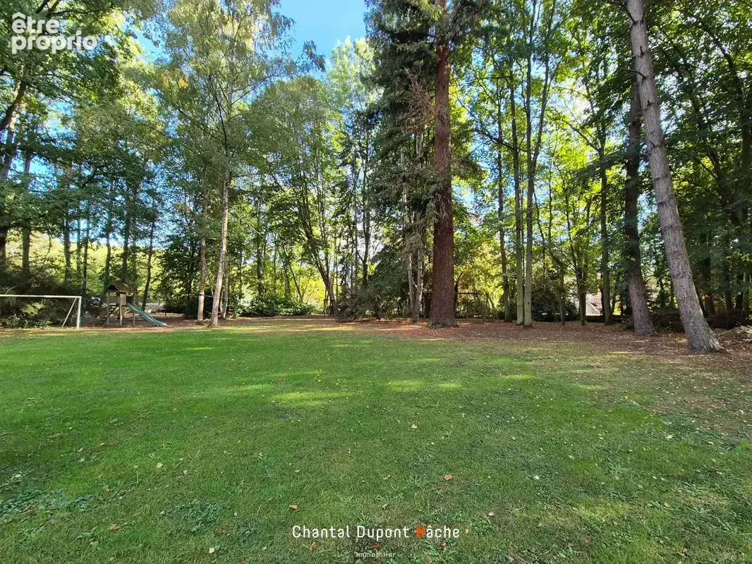 VALLEE DE L'EURE - Maison traditionnelle de 6 chambres sur un parc arboré avec piscine, sous-sol total - photo 2
