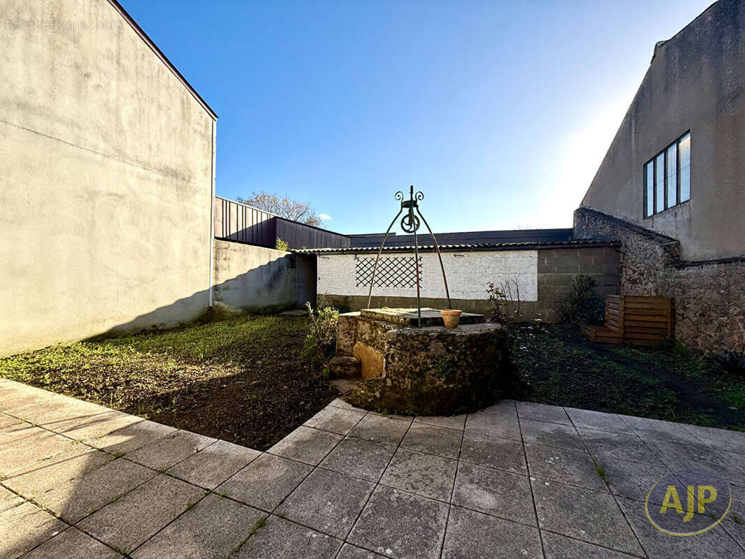 Maison à SAINT-MARS-DE-COUTAIS