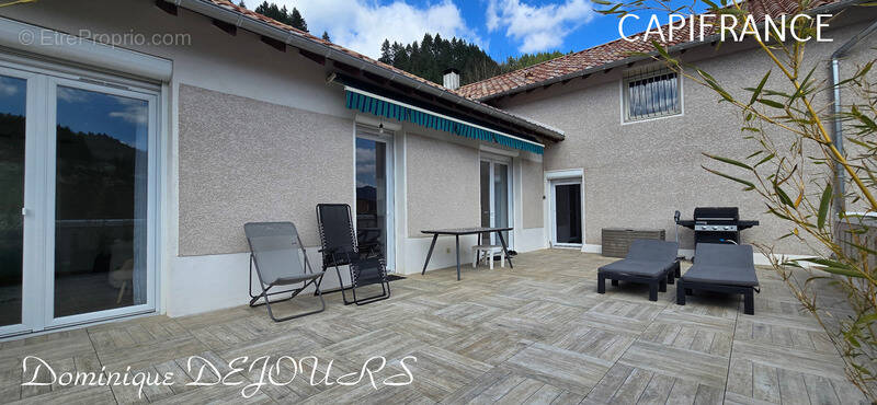 Maison à LE CHEYLARD