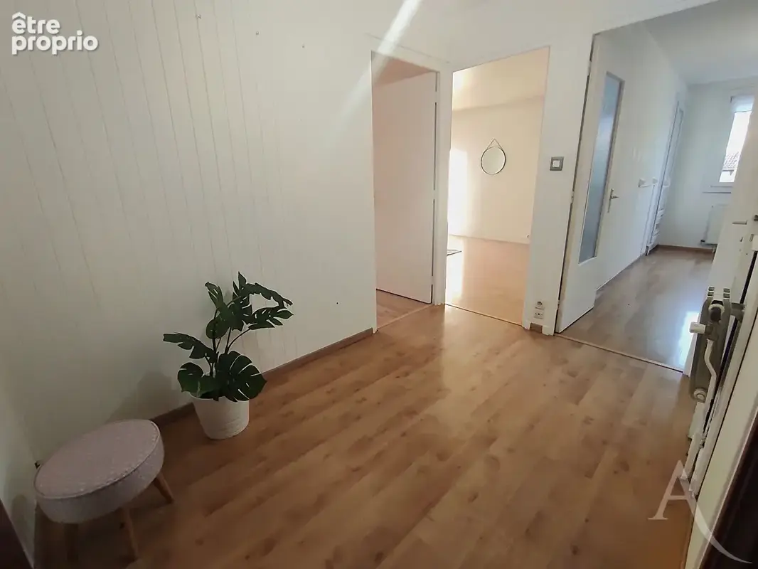 Appartement Grenoble 2 pièce(s) 53.05 m2 - photo 2