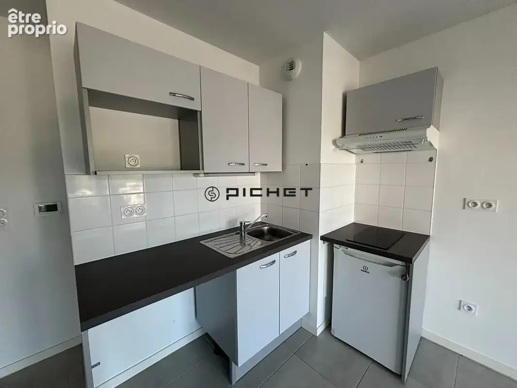 Appartement t2 thouare/loire rue du port - photo 2