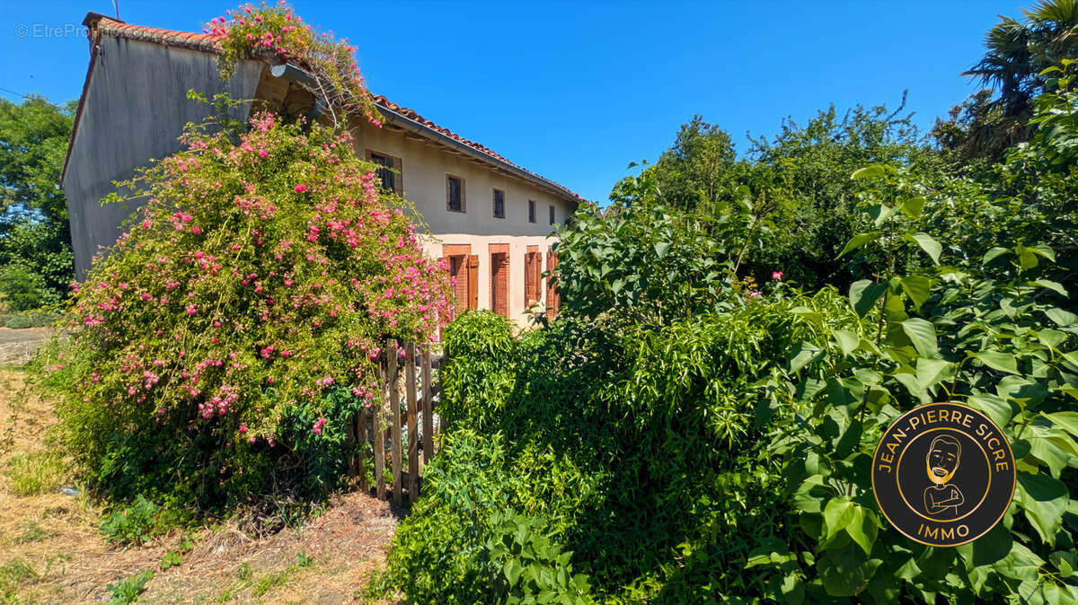 Maison à LABARTHE-SUR-LEZE