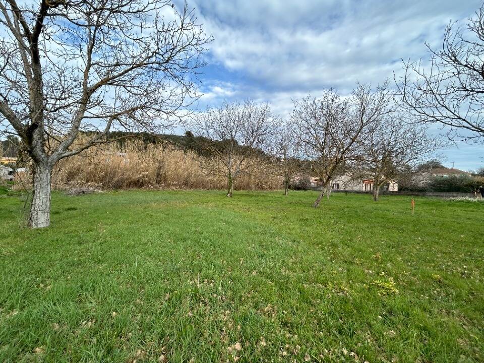 Terrain à LA MOTTE