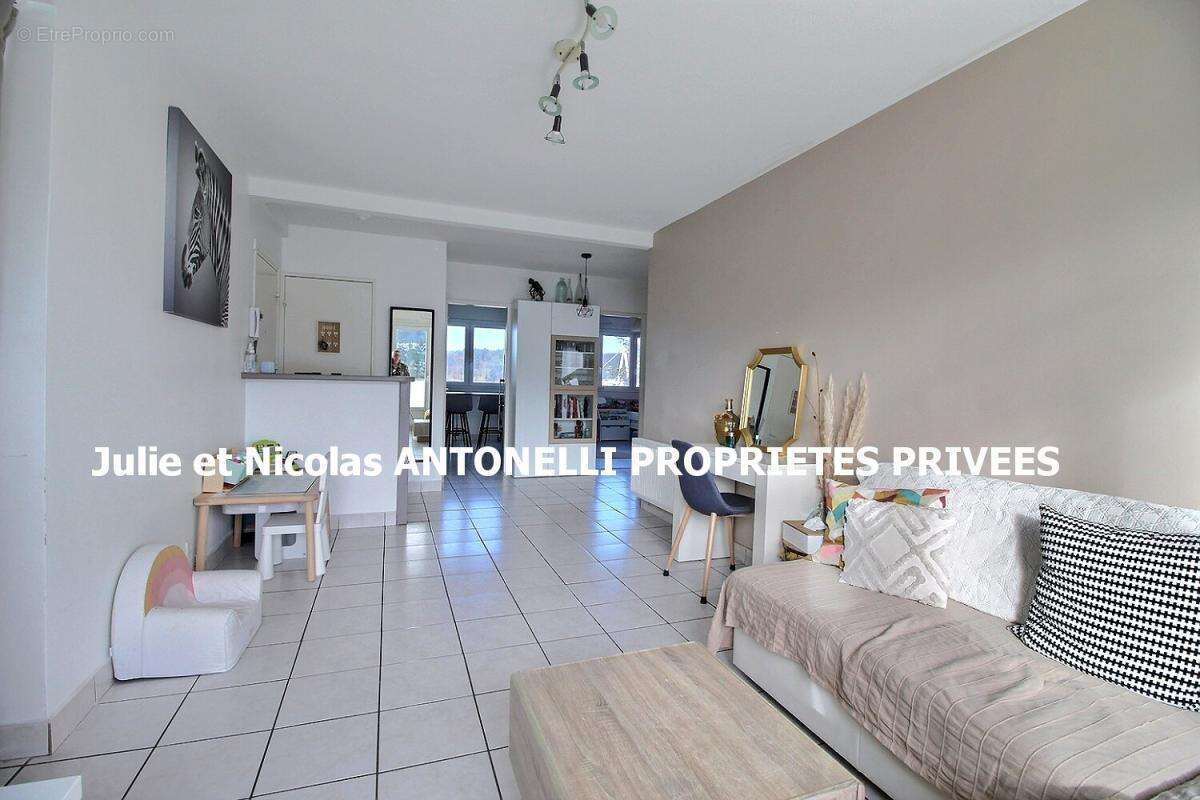 Appartement à VILLARS