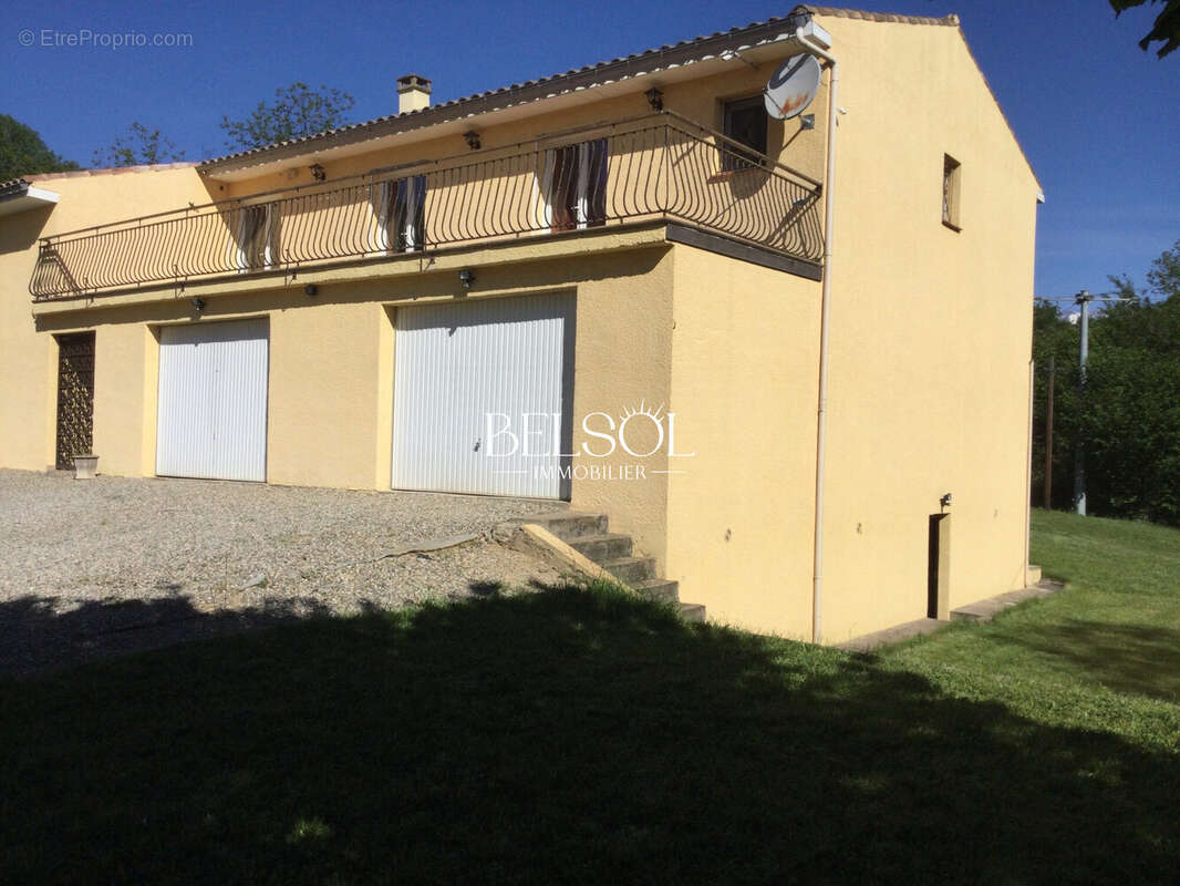 Maison à SAINT-LAURENT-DE-CERDANS