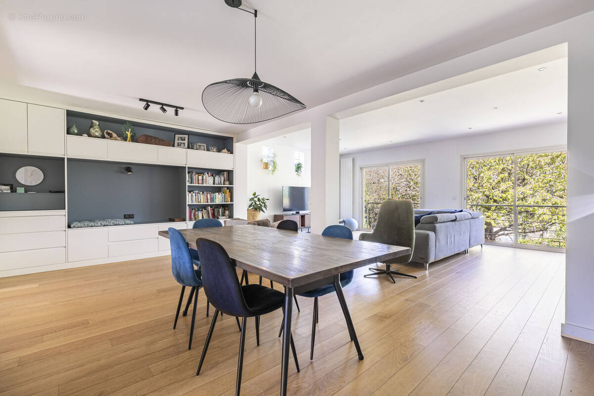 Photo Maison à Saint-Germain-En-Laye au prix de 890 000€