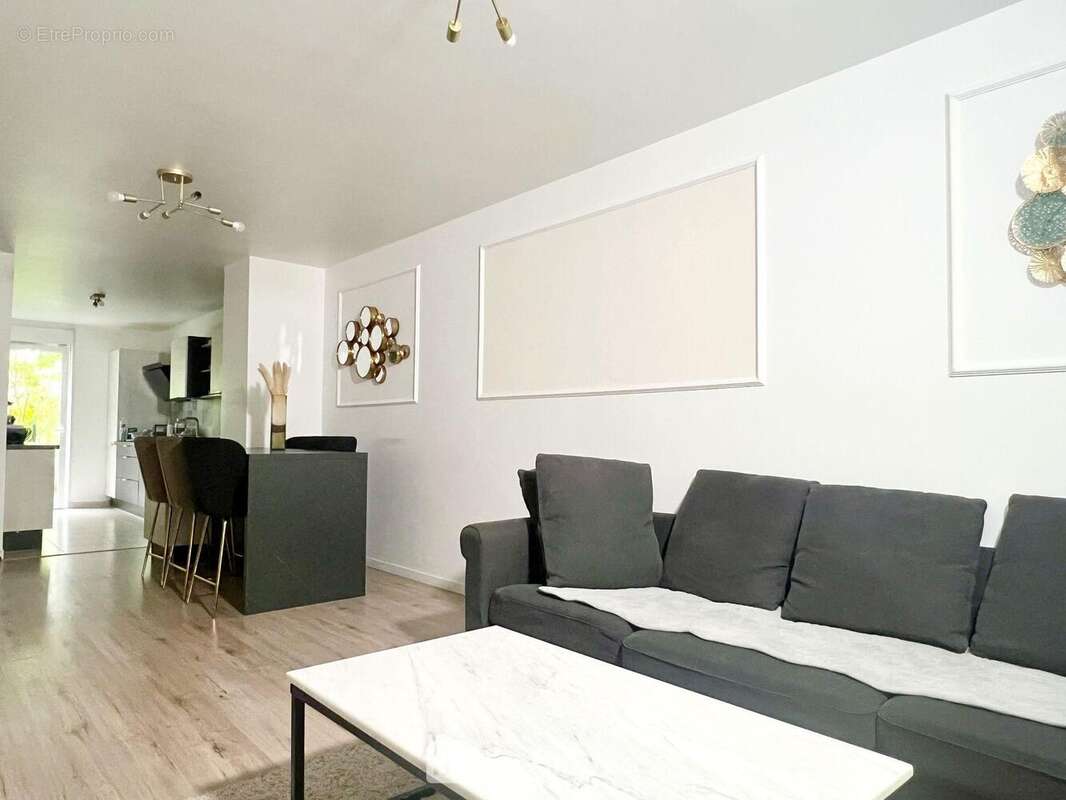 Séjour salon/salle à manger - Appartement à MALAKOFF