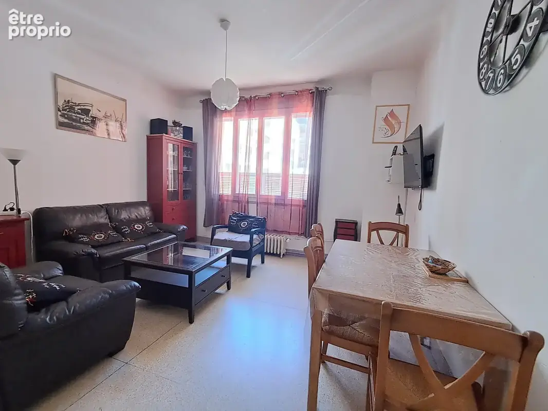 Appartement T4 de 78m2 Li carrez plus très belle errasse de 38m2 à vendre Secteur Camas Marseille 13005 - photo 5