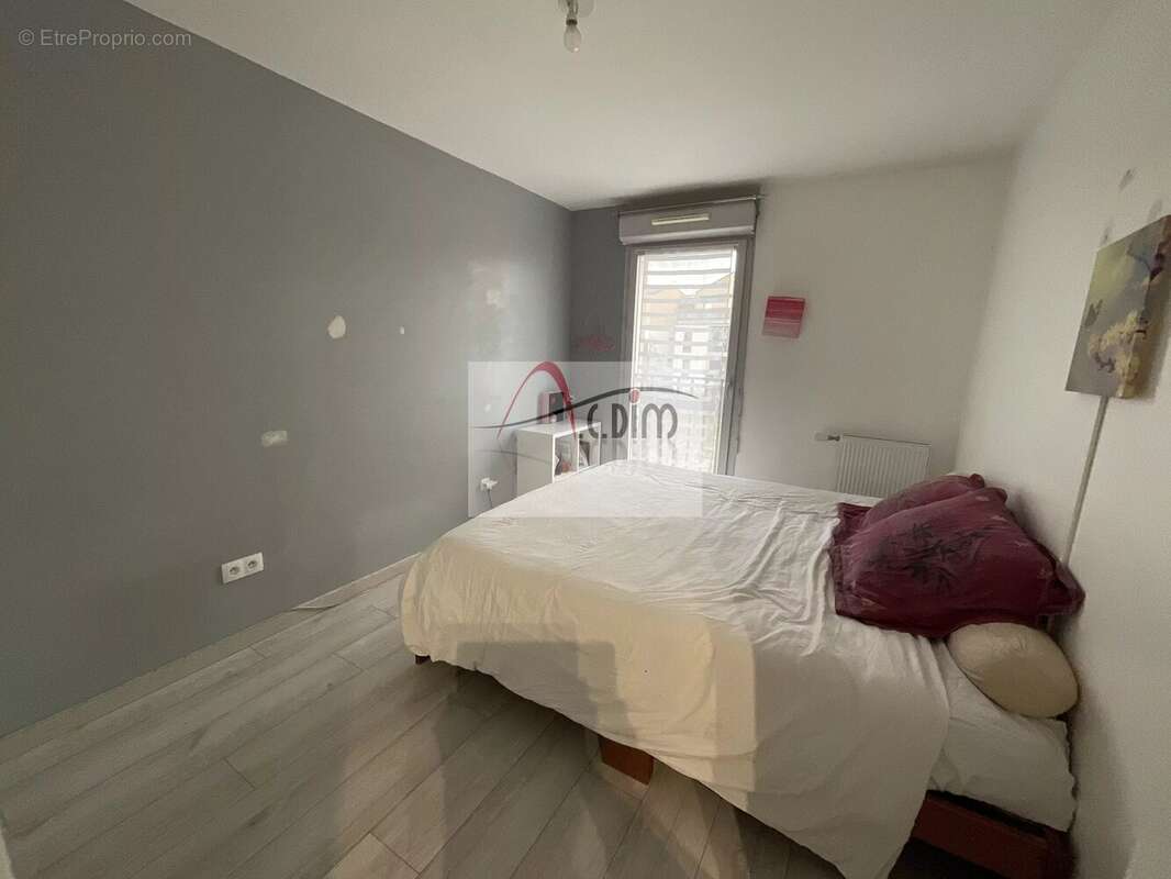 Appartement à VERT-SAINT-DENIS
