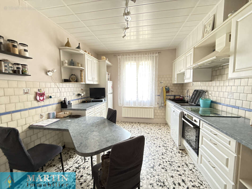 Maison à SAINT-LAURENT-DE-CERDANS