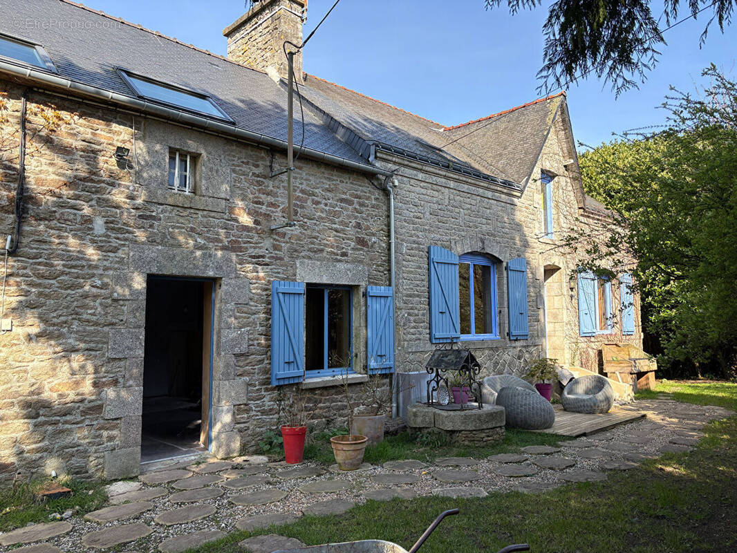 Maison à RADENAC