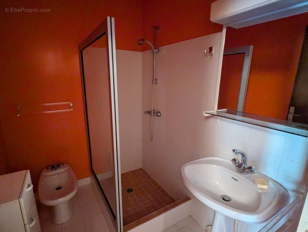 Mas d'azil, 225 m² habitable sur 2 ha - photo 13