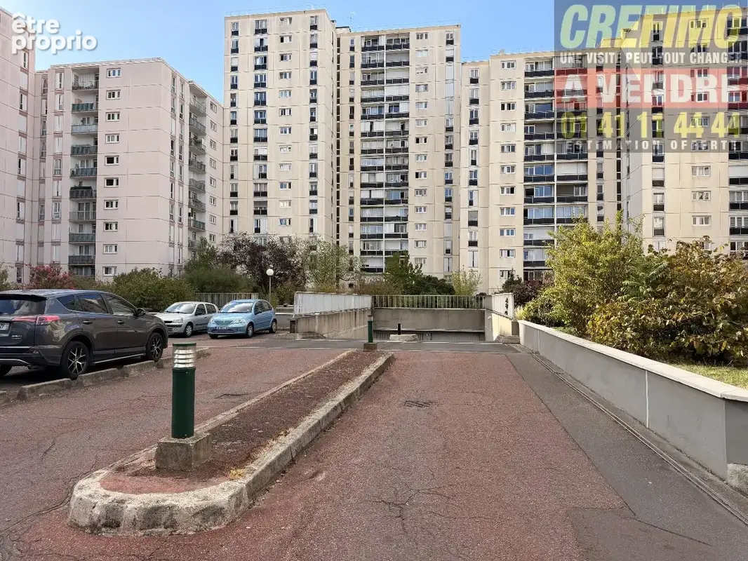 Box à vendre dans résidence sécurisée proche des transports - Agence immobilière CREFIMO - photo 7