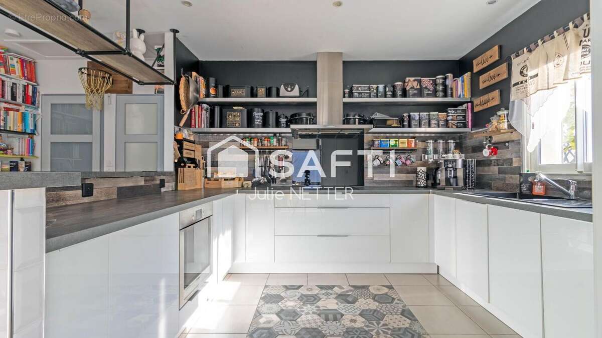 Photo 5 - Maison à ROQUEBRUNE-SUR-ARGENS