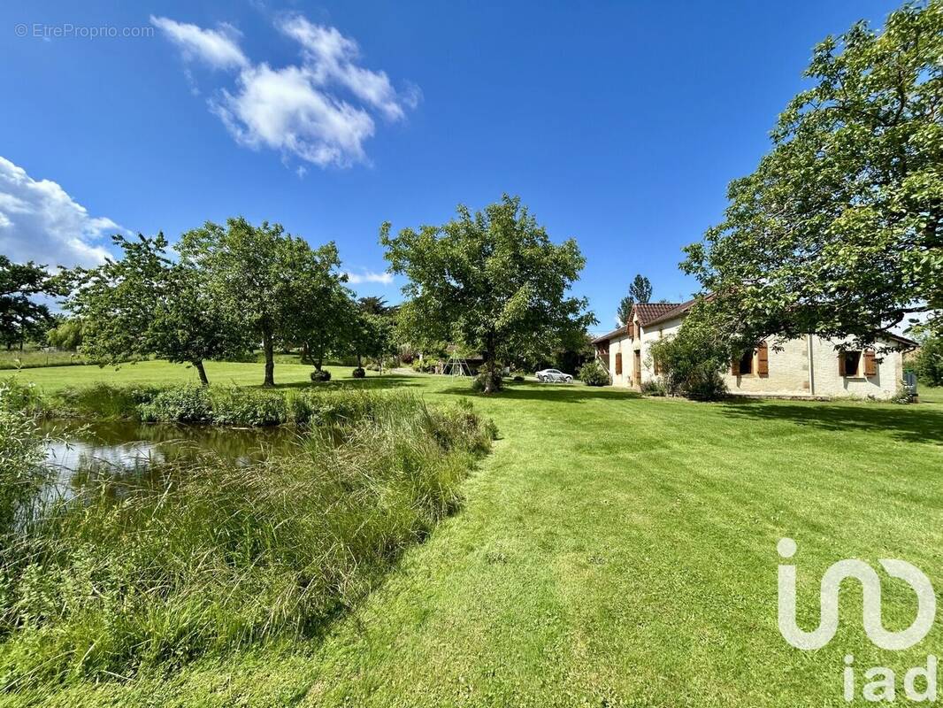 Photo 1 - Maison à MONLEZUN