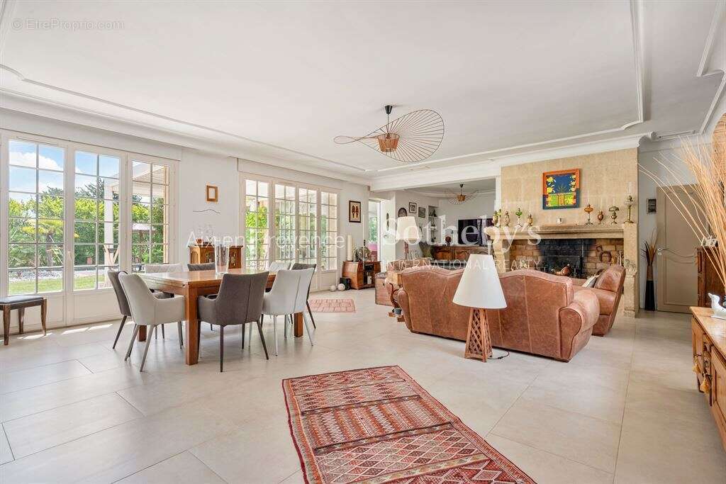 Maison à AIX-EN-PROVENCE