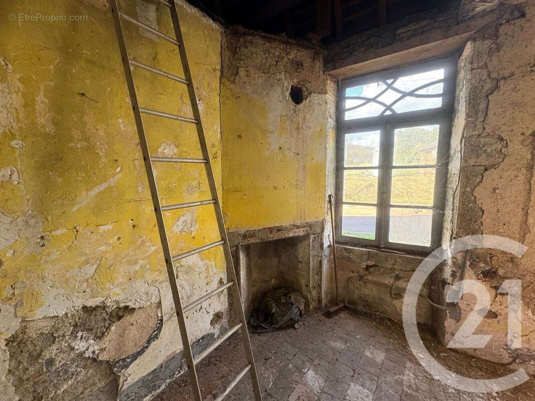 Maison 26 m² à Aunay-En-Bazois  - photo 8