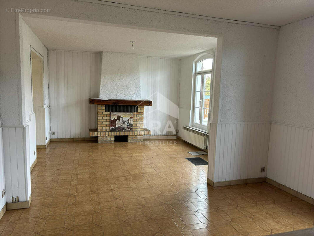 Maison à BICHANCOURT