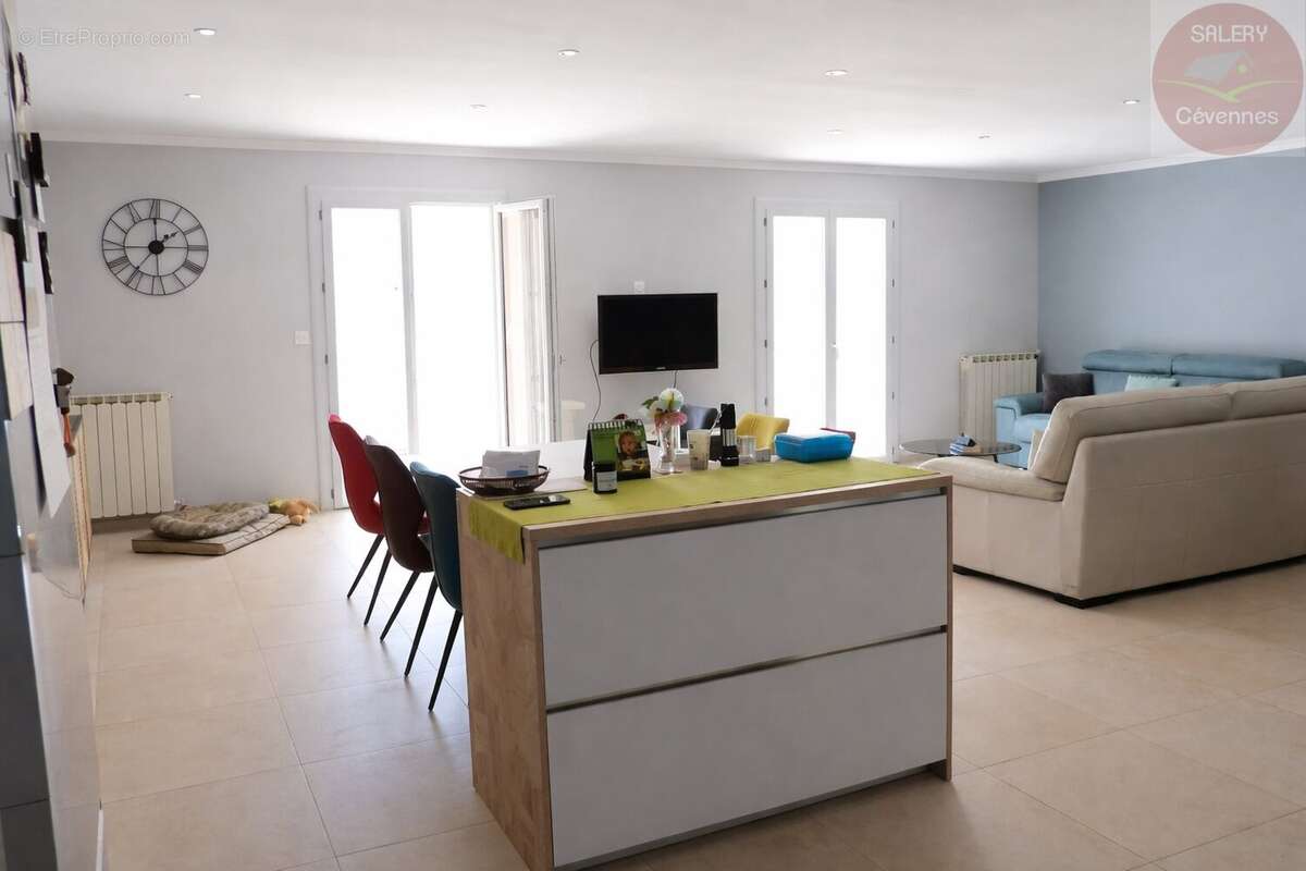 Maison à BOISSET-ET-GAUJAC