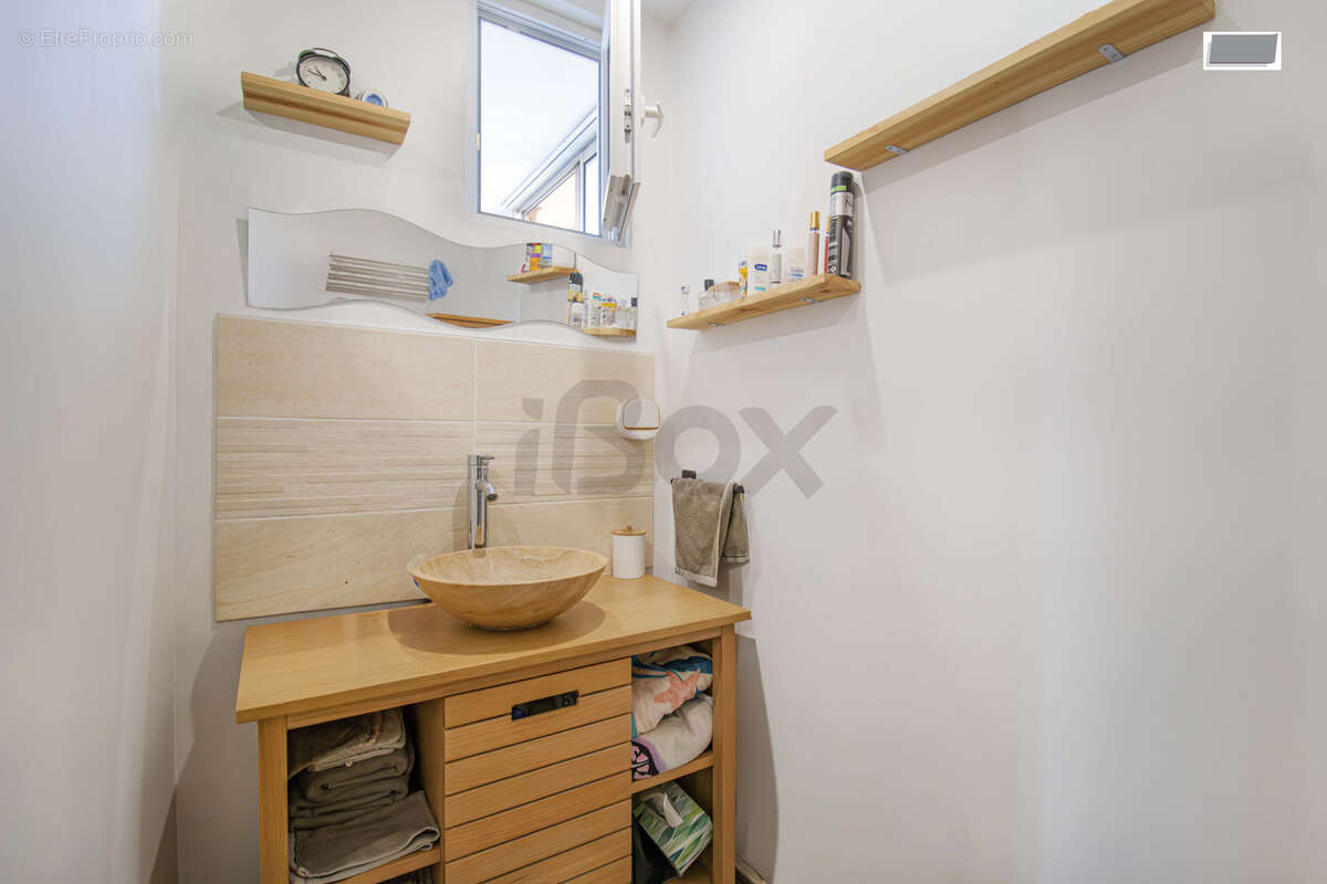 Appartement à LA VALETTE-DU-VAR