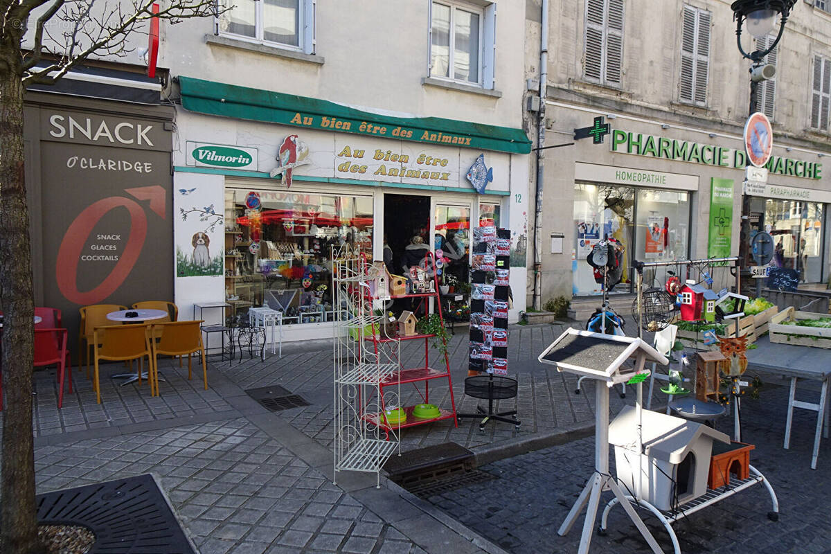Commerce à ROCHEFORT