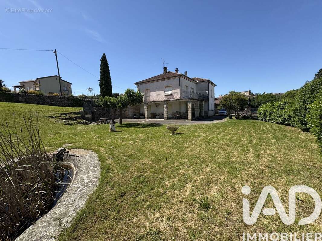 Maison 137 m² à Saint-Sernin  - photo 4