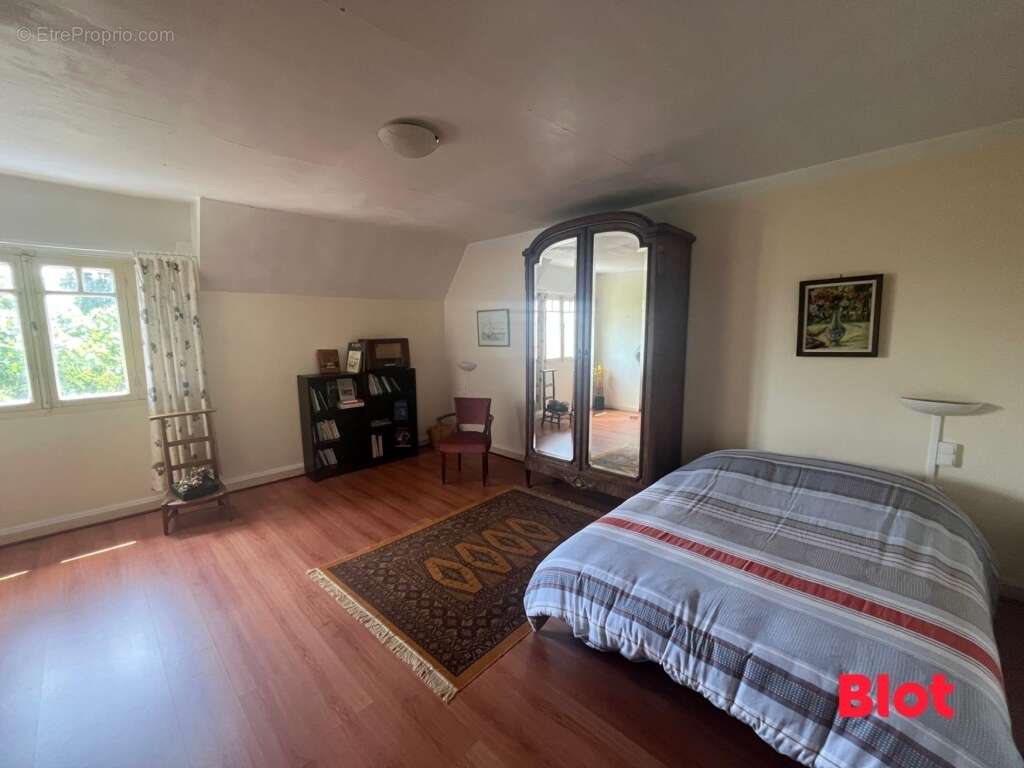Maison 123 m² à Etrelles  - photo 7