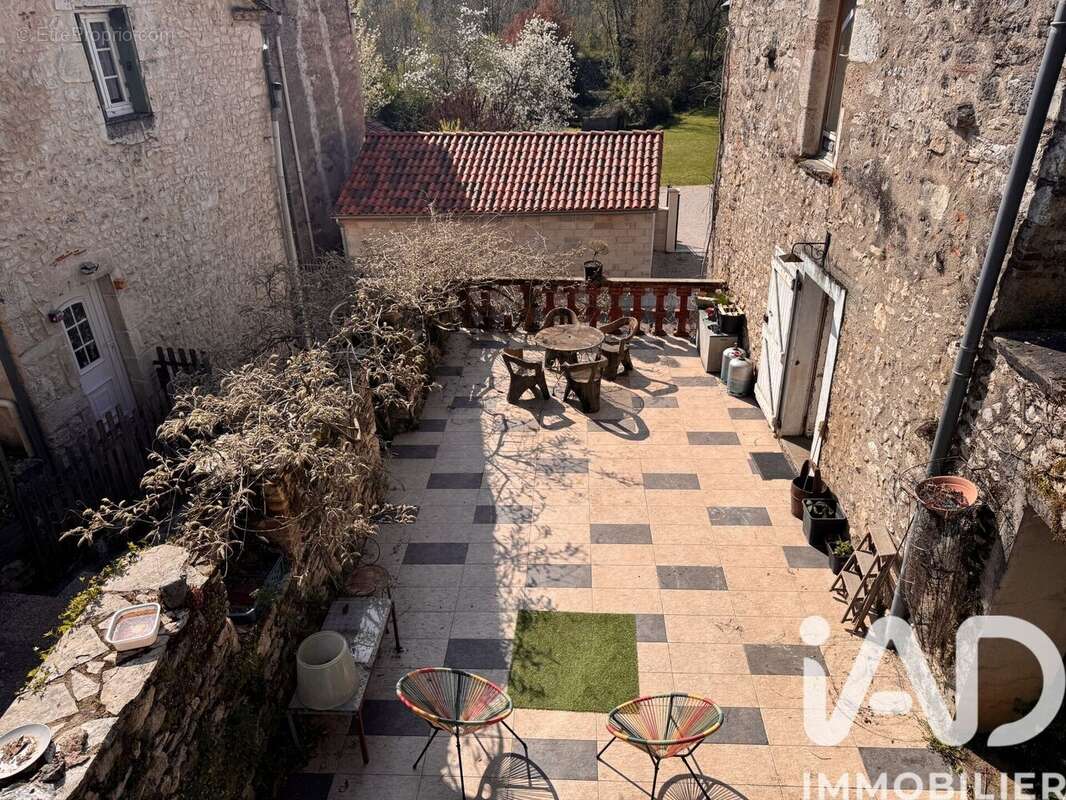 Maison 160 m² à Saint-Gery  - photo 3