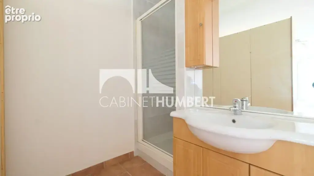 Appartement 2 pièces 40 m² à vendre à Saint-Etienne (42000) - photo 4