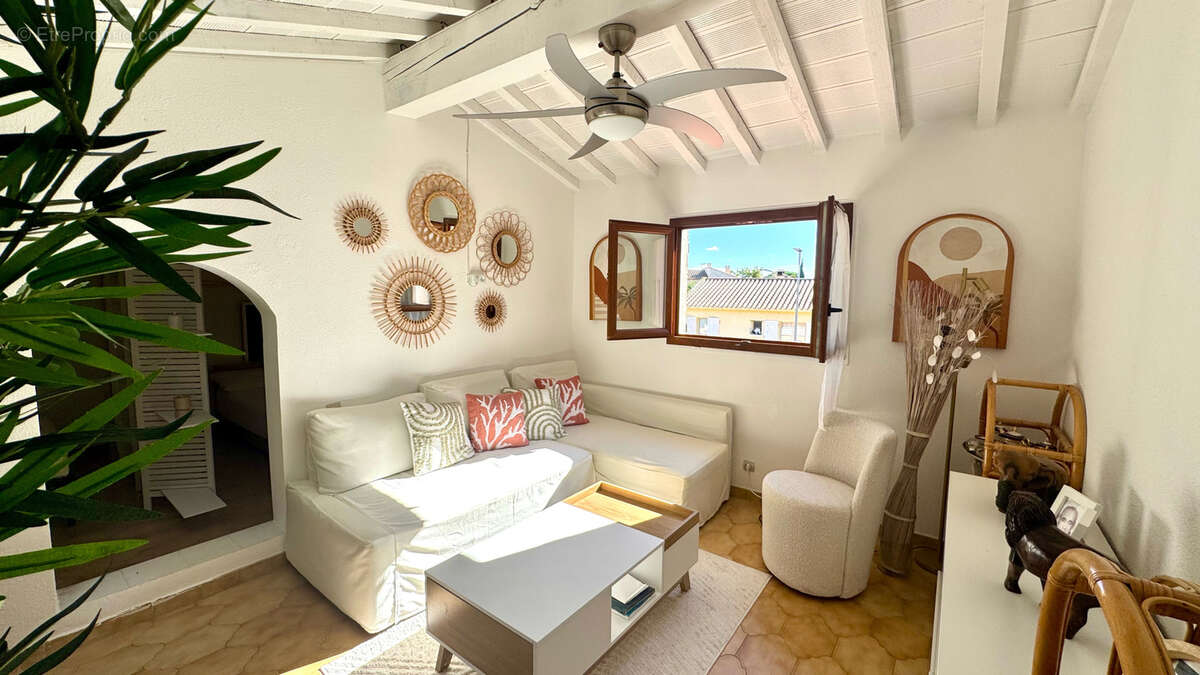 Maison à SAINT-CYPRIEN