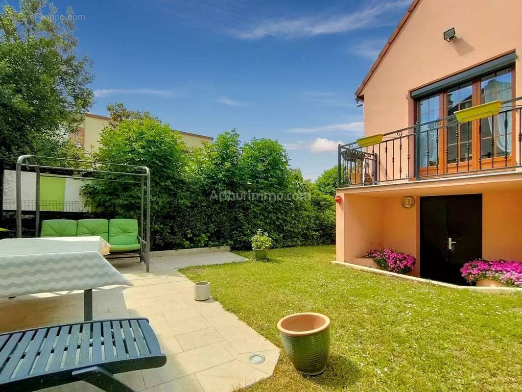 Maison à VITRY-SUR-SEINE