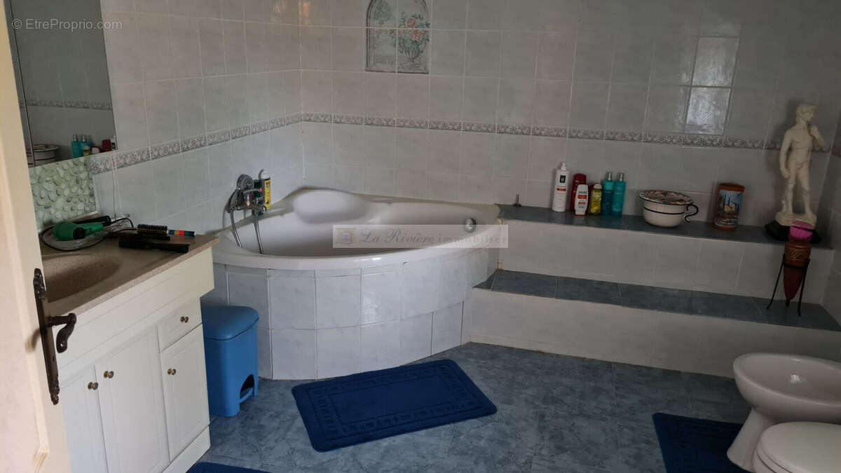 Maison avec ensemble immobilier SOUVIGNE 5 Kms - photo 17