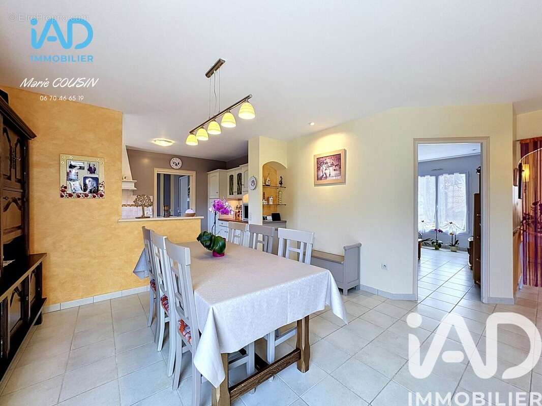 Photo 8 - Maison à VENDRENNES