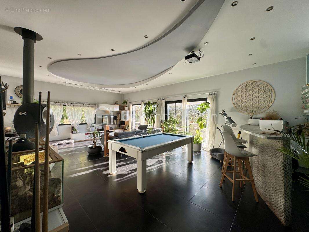 Maison à BELLESERRE