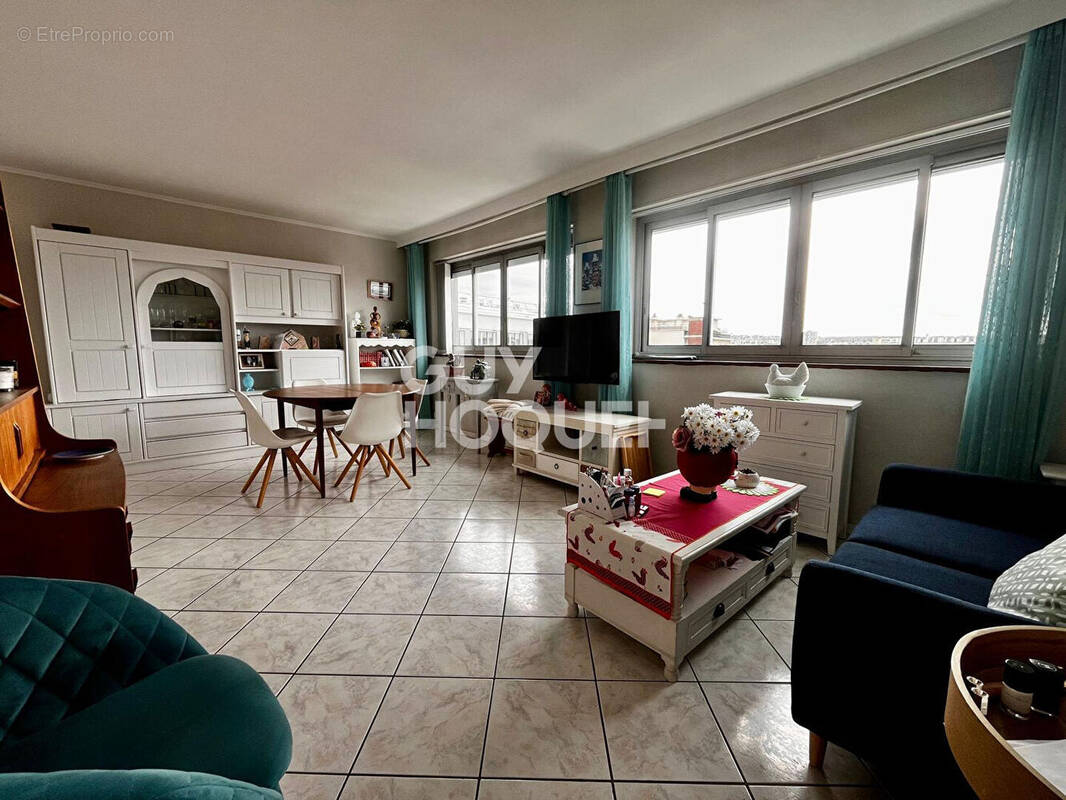 Appartement à VANVES