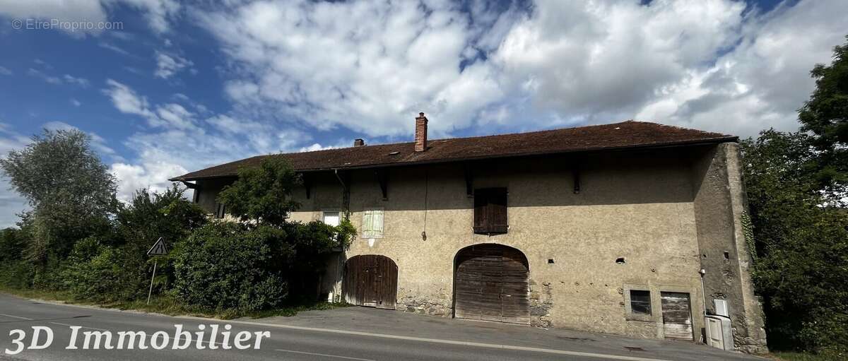 Maison 450 m² à Douvaine  - photo 4