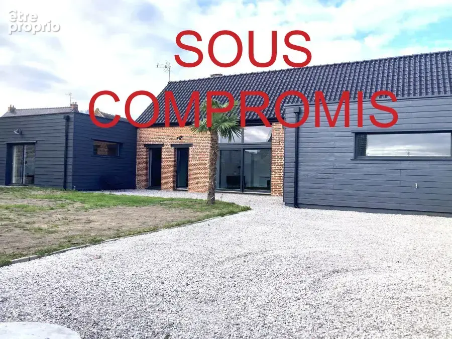 Maison à LECELLES