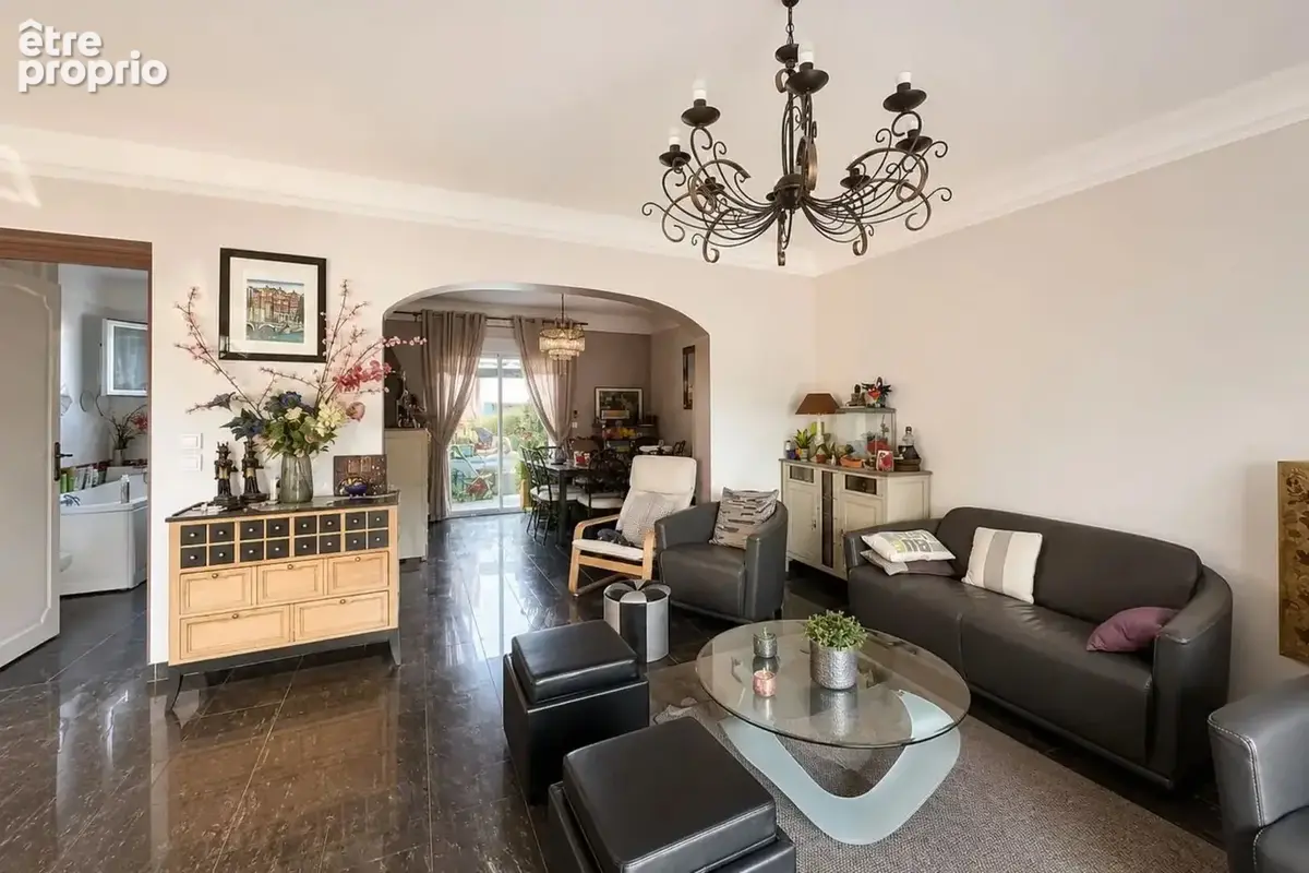 Maison 123 m² à Saint-Maur-Des-Fosses  - photo 2