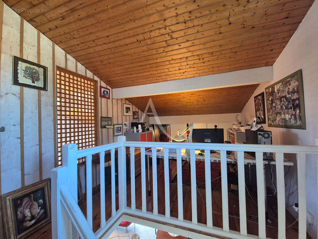 Maison à LEOGNAN