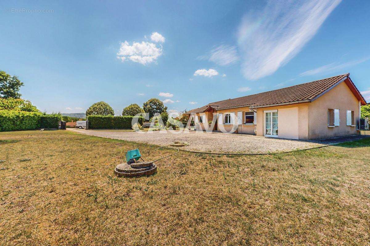 Maison à LA BALME-LES-GROTTES