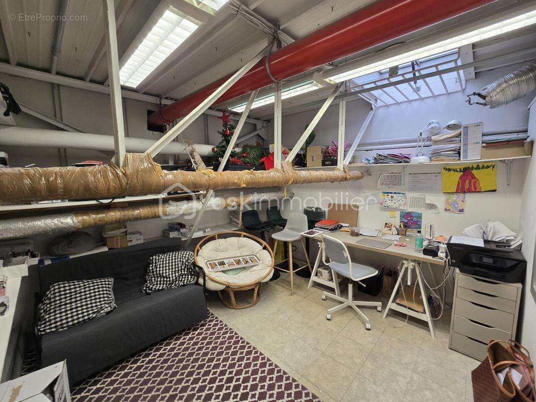 LOCAL COMMERCIAL TRES BIEN PLACÉ - Surface dédiée clientèle 33 m² – Galerie Marchande Cap Sud – AVIGNON - photo 5