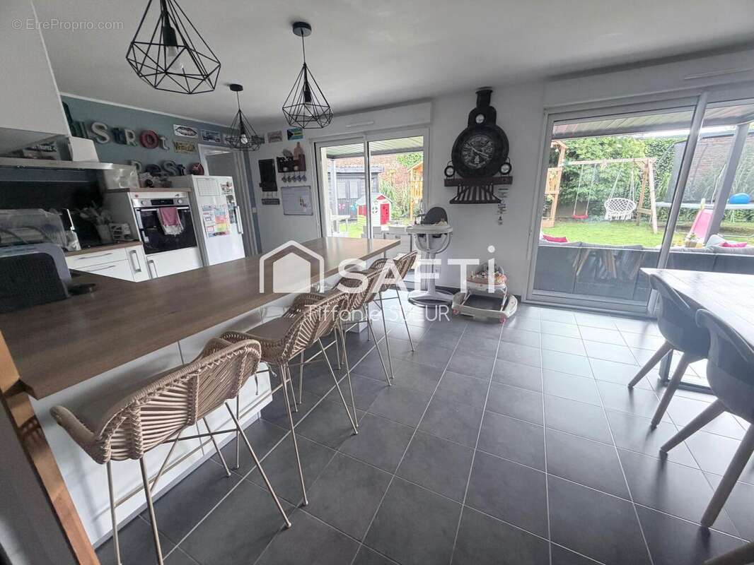 Photo 4 - Maison à ESTEVELLES