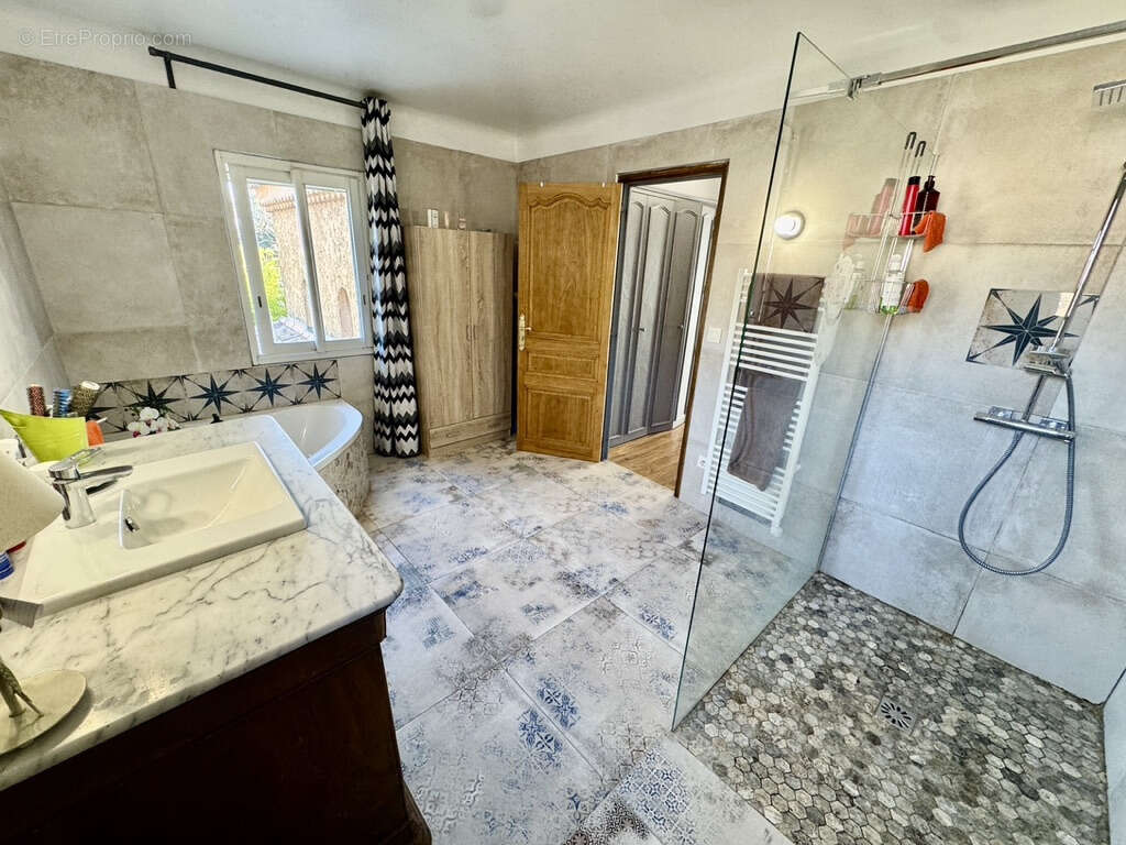 Maison à ORANGE