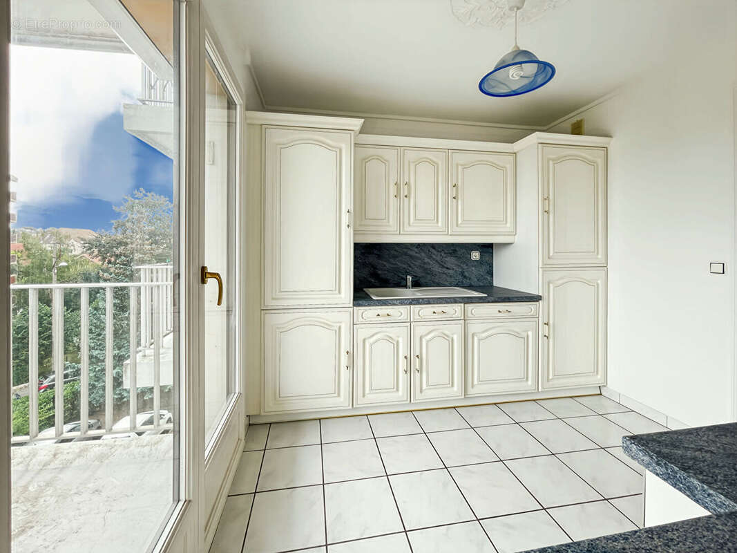 Appartement à MELUN