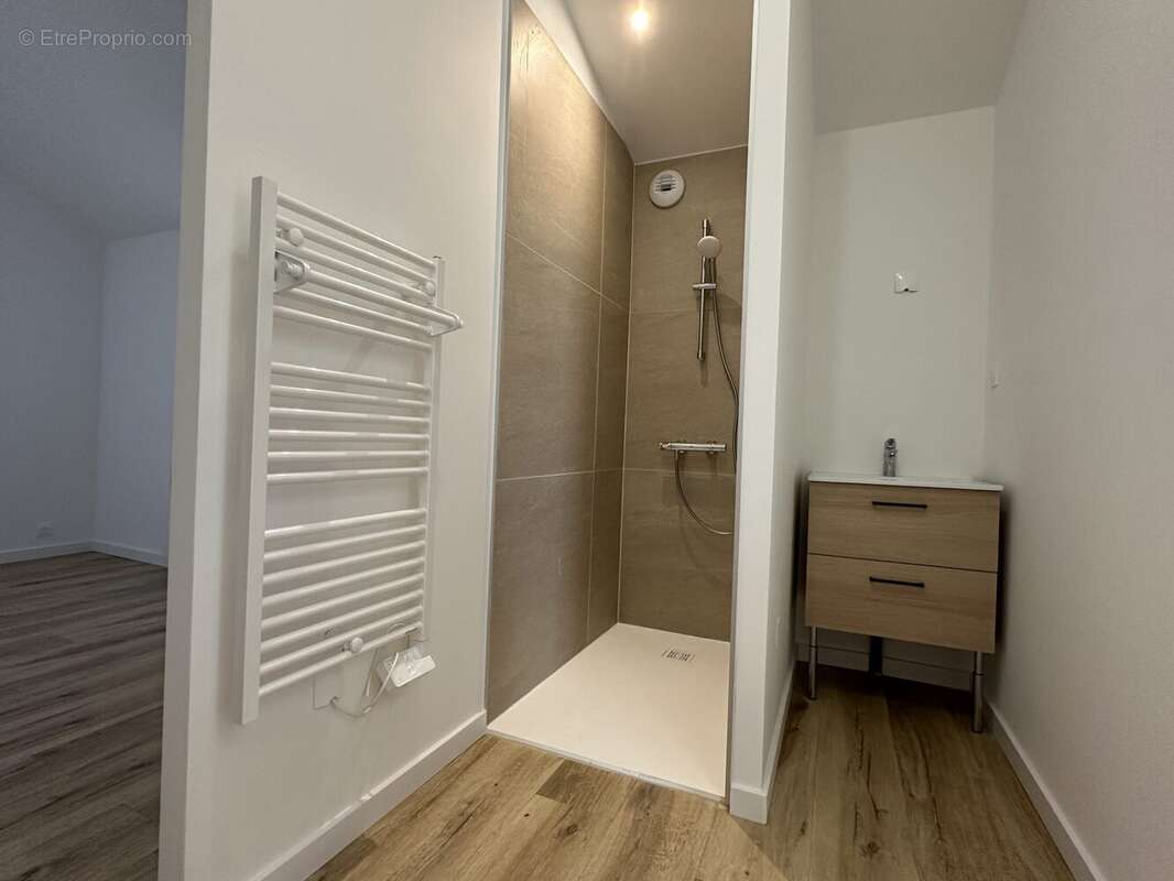Appartement à BEAUJEU